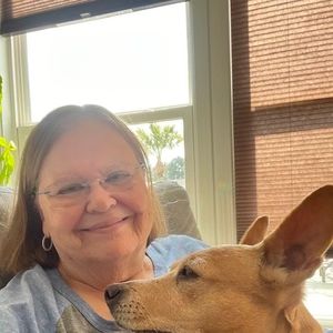 Meet your Posher, Debi